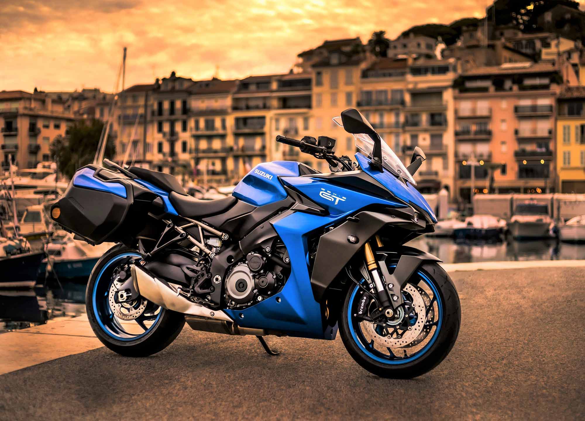 2022 Suzuki GSX S1000 GT